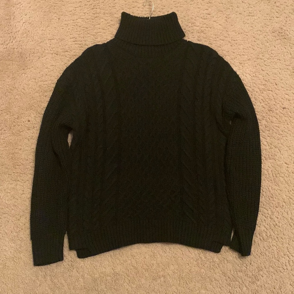 Women’s Sweater